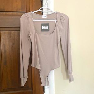 Long sleeve scoop neck bodysuit